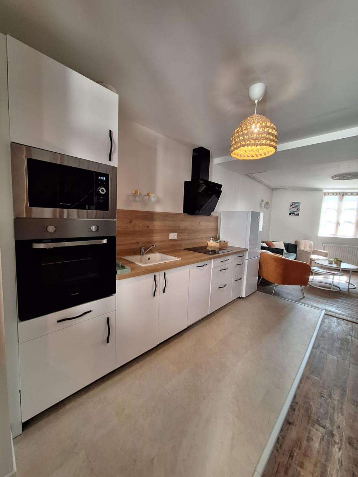 Charmante Maison A 2Min De La Porte St Jacques A פארטנה מראה חיצוני תמונה